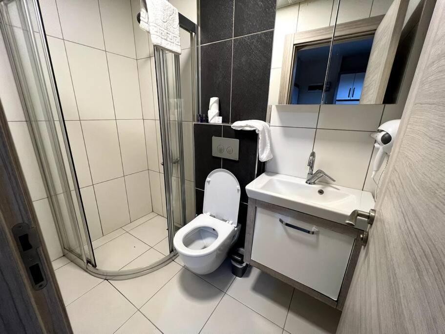 Daire Basement Floor, Erasta Mall Karsisi, Merkezi '20' Antalya